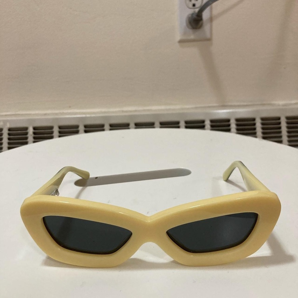 Coach yellow sunglasses✨✨